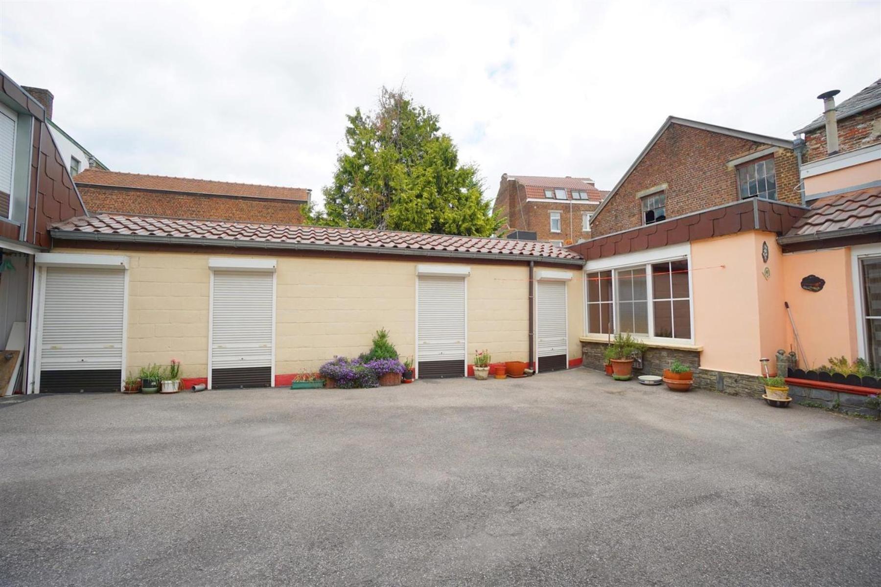 Village Fertile Charleroi Exterior foto